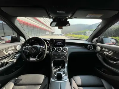 Mercedes-Benz GLC 2016 -Class GLC 260 4MATIC Luxury thumbnail 11