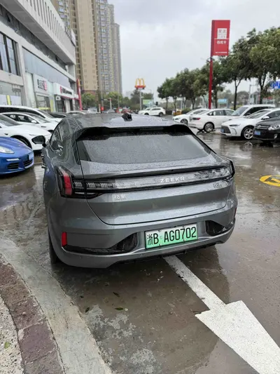 极氪 001 2023款 WE版 100kWh thumbnail 10