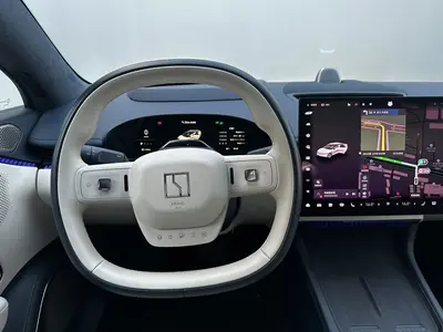 极氪 007 2025款 长续航后驱智驾版 100kWh thumbnail 8