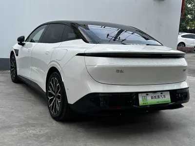 极氪 007 2025款 长续航后驱智驾版 100kWh thumbnail 16