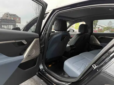 宝马 5系 2024款 530Li 尊享型 豪华套装 thumbnail 8