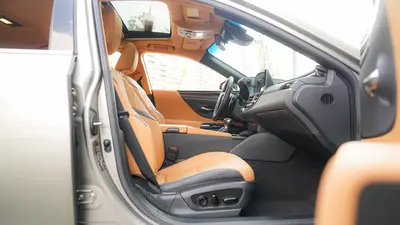 Lexus ES 2022 300h Excellence thumbnail 12