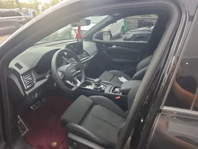 奥迪 Q5L Sportback 2024款 45 TFSI 豪华型 thumbnail 3