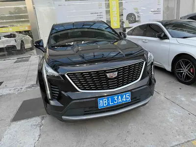 凯迪拉克 XT4 2022款 28T 两驱尊贵型 thumbnail 3